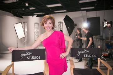 ABOUT US Our studios are the brain child of Forbes Riley – Broadway, television and film star and 20-year veteran of branded television campaigns, grossing sales totals of more than $2 billion. At the core of her success, Forbes says, “I’m a communicator. I know how to reach people and engage them. It doesn’t matter what media I use—TV, film, stage, radio—it’s about connecting with people.” Forbes isn’t only interested in being in front of the camera, though. Her newest project is Forbes Riley Studios. A 5000 sq. ft. full-service television, media and production hub, complete with a sound stage, 450 sq. ft. green screen and conference/event space available for rent. Forbes Riley Studios is a unique interactive center for television, film and media production also offering state-of-the-art teleconferencing capabilities with an emphasis on high security and privacy for visitors. Clients have traveled from around the world and locally to experience the programming offered at the studio. In the recent past, Forbes facilitated “Forbes Factor” at the studio, a life and business coaching event for 75 successful women who sought Forbes’ leadership to help them amplify their success with their professional and personal goals.